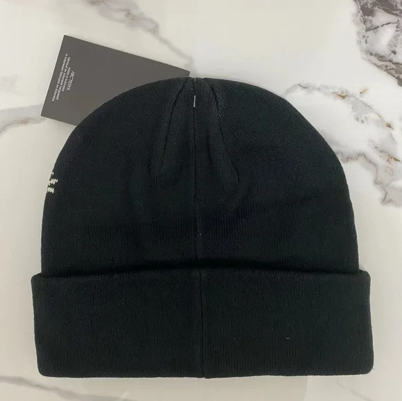 Arc’teryx black hat - Picture 4 of 4